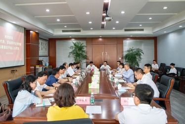 省人大代表、团省委书记何黎斌一行莅临浙江鸿禧能源股份有限公司看望在平省人大代表